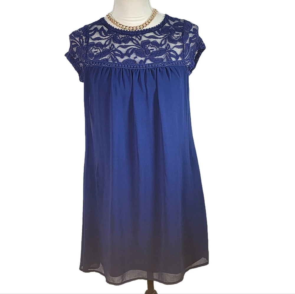 Lily Rose. Navy Blue Shift Dress w/ Lace upper and sleeves. Size: Small